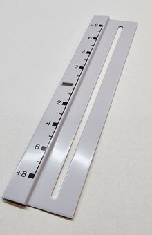 Indication Board White / Black (Reproduction)