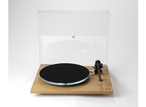Rega Planar 3 Hi-fi turntable (Oak)