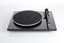 Rega Planar 2 (Black)