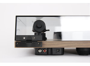 Rega Planar 1 Plus Hi-fi Platenspeler (Walnoot)