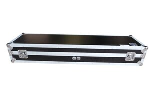 Road Ready RRDJ19WMKII flightcase for 2 Turntables and 19" mixer