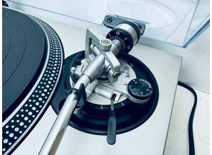 Technics SL 1200 MK2 Platenspeler