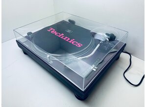 Technics SL 1210 MK2 customized turntable