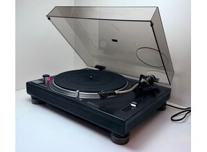 Technics SL 1200 MK4 platenspeler