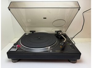 Technics SL 1200 MK4 turntable