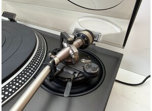Technics SL 1200 MK4 platenspeler