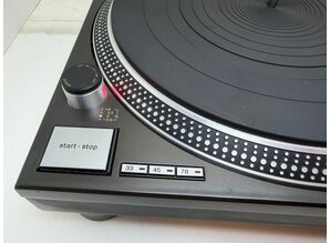 Technics SL 1200 MK4 platenspeler