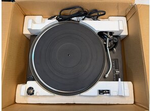 Technics SL 1210 MK2 turntable