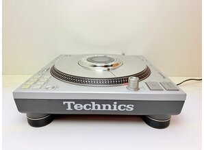Technics SL-DZ1200 DJ CD player