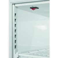 Mini refrigerated display case with 3 racks