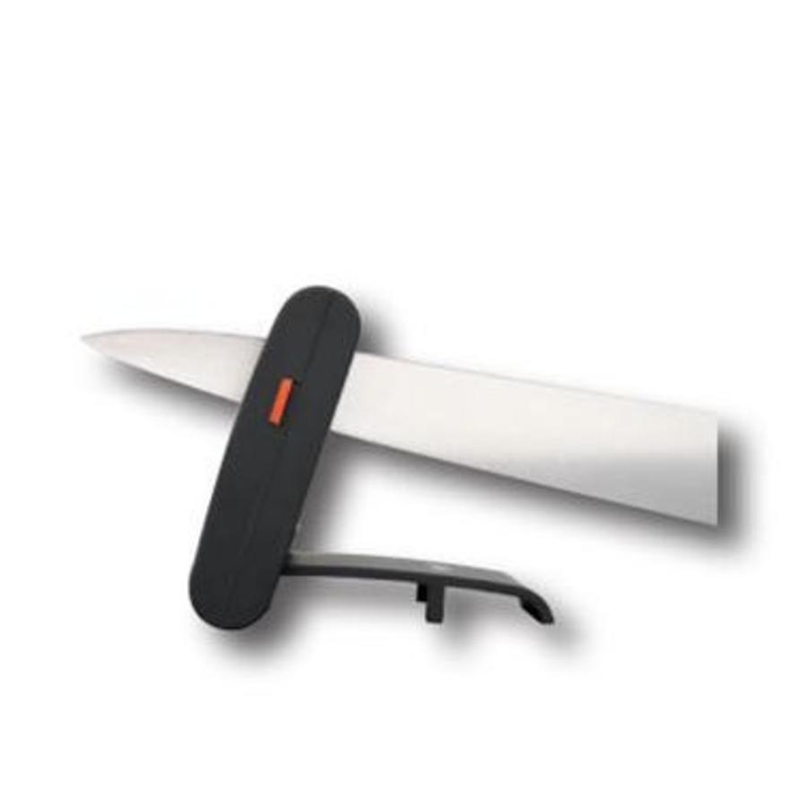 Manual plastic knife sharpener