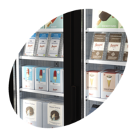 Congélateur d'exposition en acier | Trois portes vitrées | 1252 L