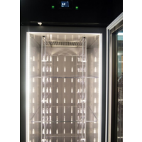 Weinkühler mit Glastür | Fußsteuerung | 519 Liter | 740 x 830 x (H) 2035 mm