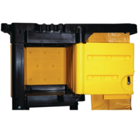 Coffre de verrouillage pour chariot de nettoyage Rubbermaid