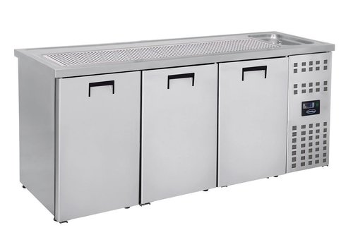  Combisteel Refroidisseur de fûts de bière en acier inoxydable à 3 portes avec évier à droite 