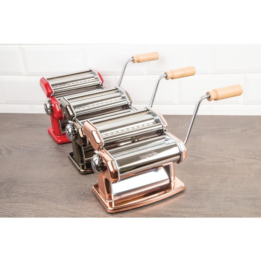 Chrome plated steel pasta machine | red | steel | 20.5(h) x 18.5(w) x 17.5(d)cm