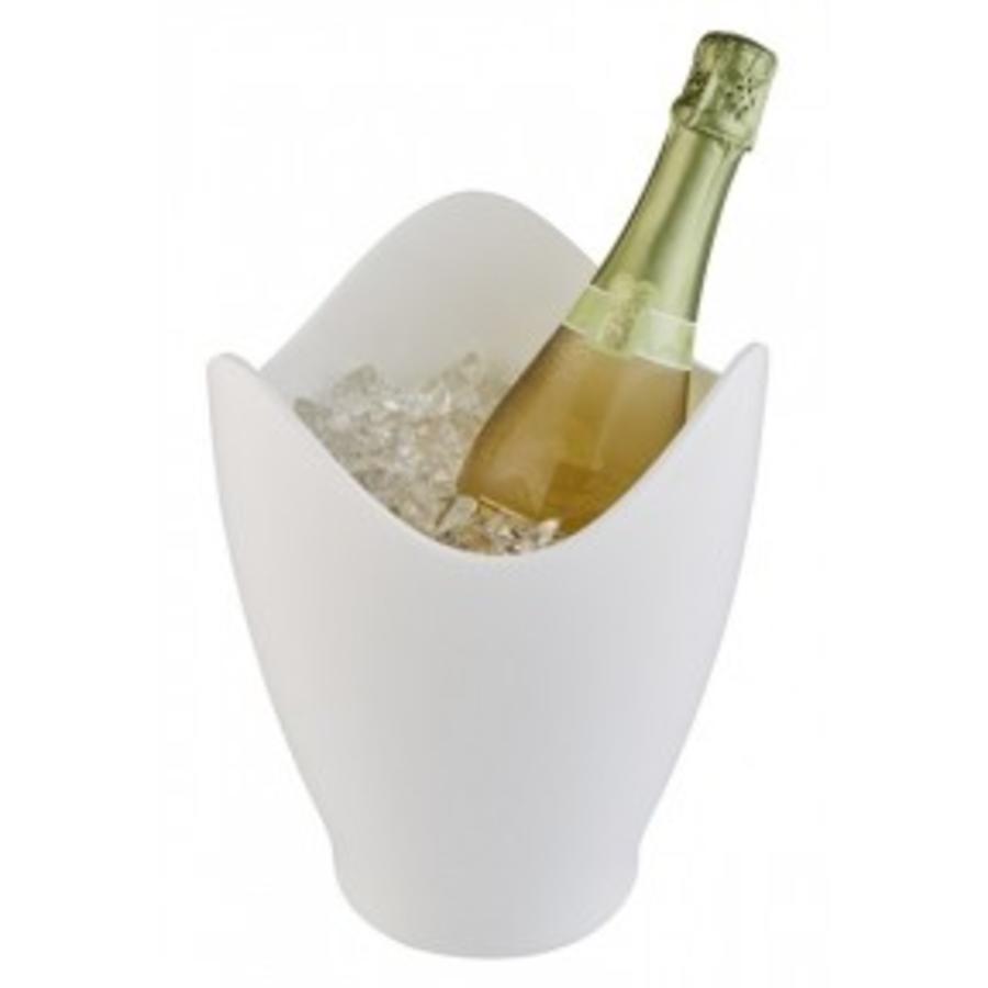 Wine cooler plastic port