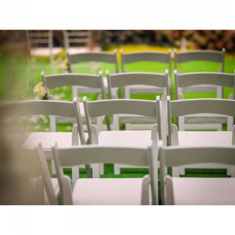 White wimbledon chairs deals