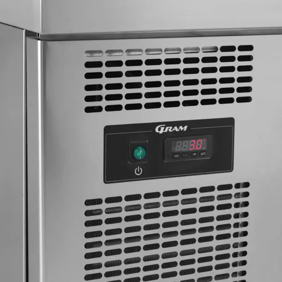 Comptoir à collations | acier inoxydable | 230 V | 1397 (L) x 700 (P) x 680 (P) mm