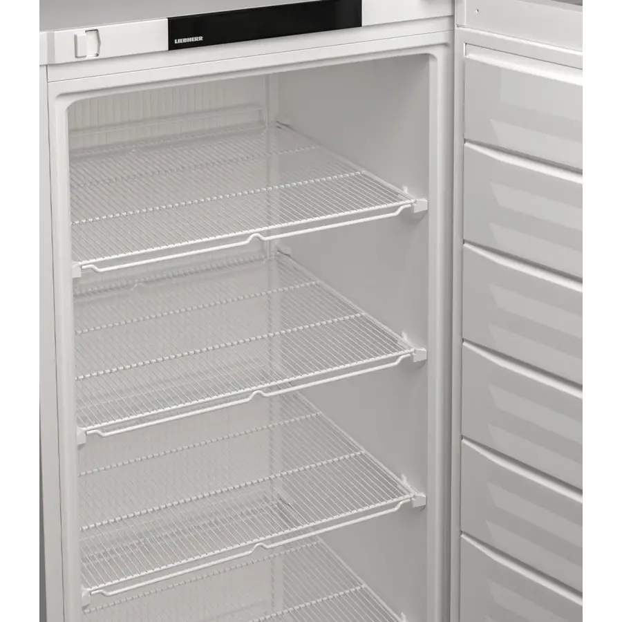 FRFvg 5501 Kühlschrank | +1°C bis +15°C | 74,7x76,9x181,8 cm