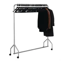 Portant à vêtements en métal