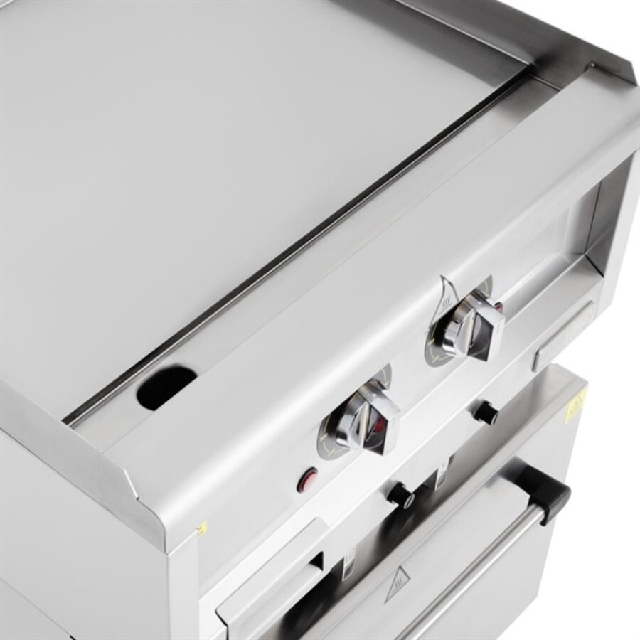 Four à air chaud avec plaque de cuisson l 600 mm