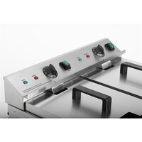 Double induction fryer 3000W 41h x 57.6w x 47.8d cm