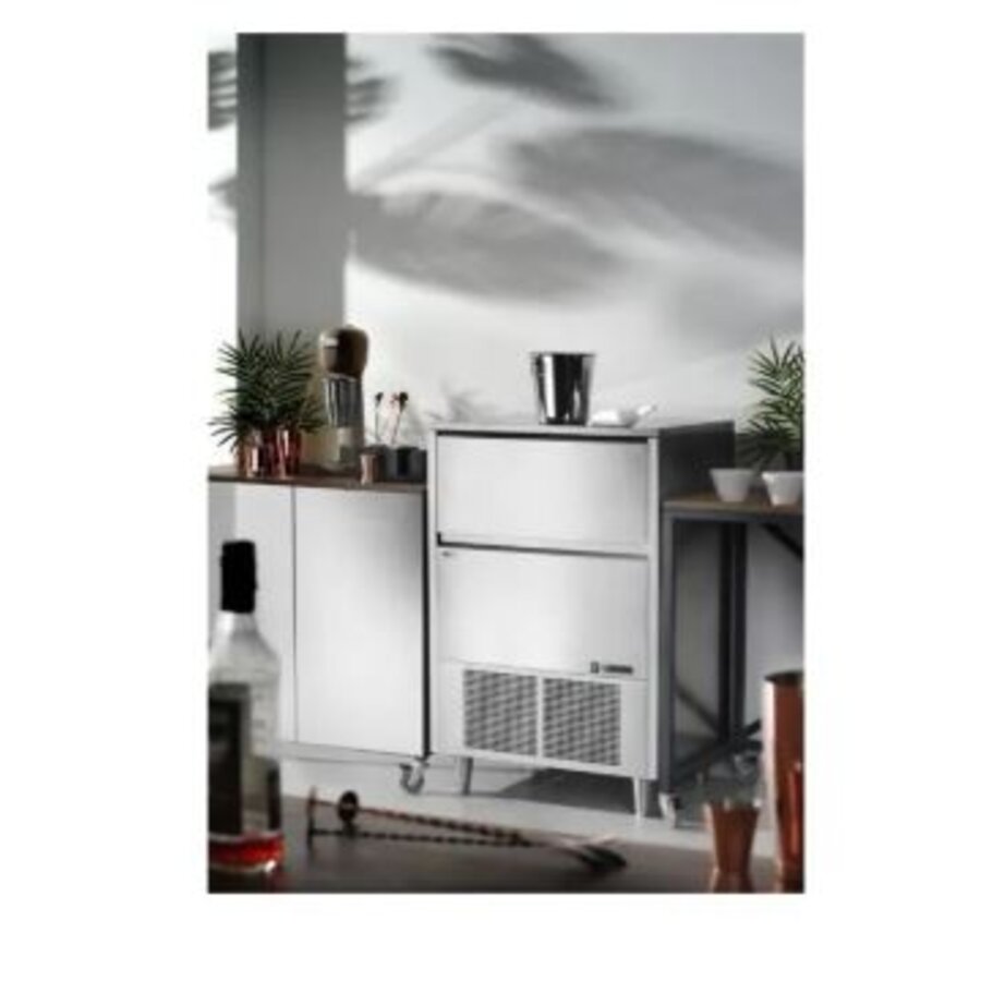 Hospitality Ice Cube Machine 90 kg 230V 900W air-cooled