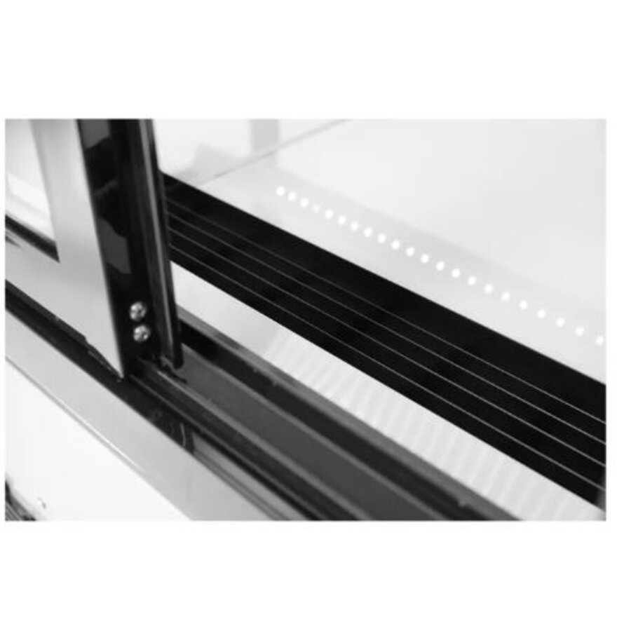 Hospitality Refrigerated display case with two shelves 410 l 230V 490W
