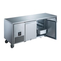 Three-door refrigerated workbench 420 L | 85(h) x 188.5(w) x 66(d)cm | -2°C to +4°C