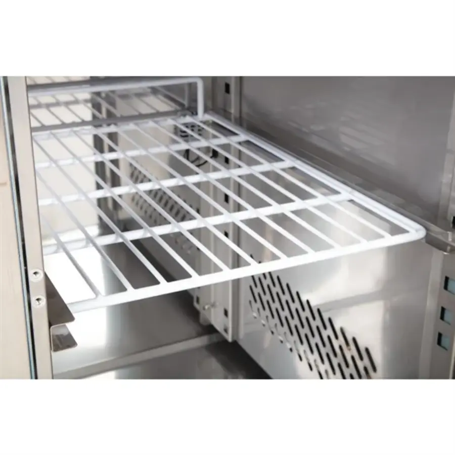 Kühlarbeitsplatte mit Doppeltür und Rückwand | 205 l | 2 °C bis +8 °C | 95 x 136 x 70 cm | A