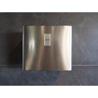 Raccord mural pour sèche-mains - acier inoxydable brossé - 215 x 138 x 190 mm -