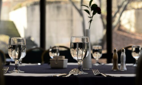 Die Kraft der Tischwäsche: Warum das richtige Ambiente den Unterschied in Ihrem Restaurant macht