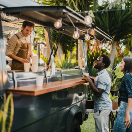 Efficacité sur Roues : La Liste d’Équipement Ultime pour votre Food Truck