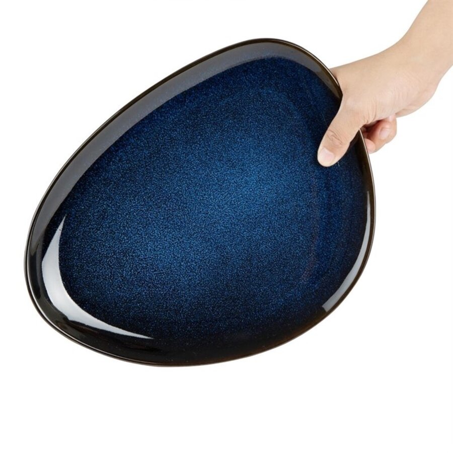 Triangular Plates | Midnight Blue | 2.3(h) x 21(w) x 27.5(l)cm | 6 Pieces