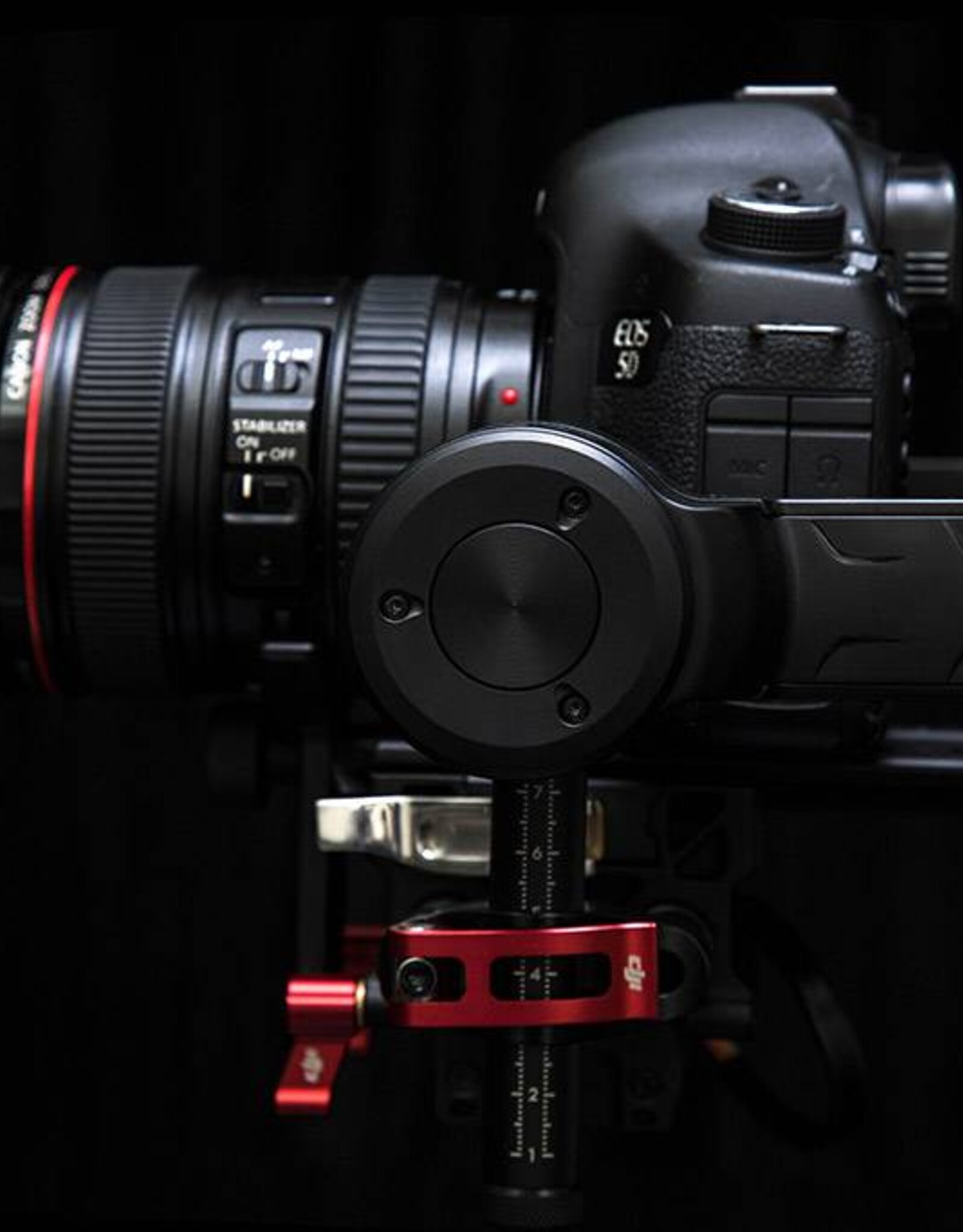 DJI DJI Ronin-M camera stabilizer