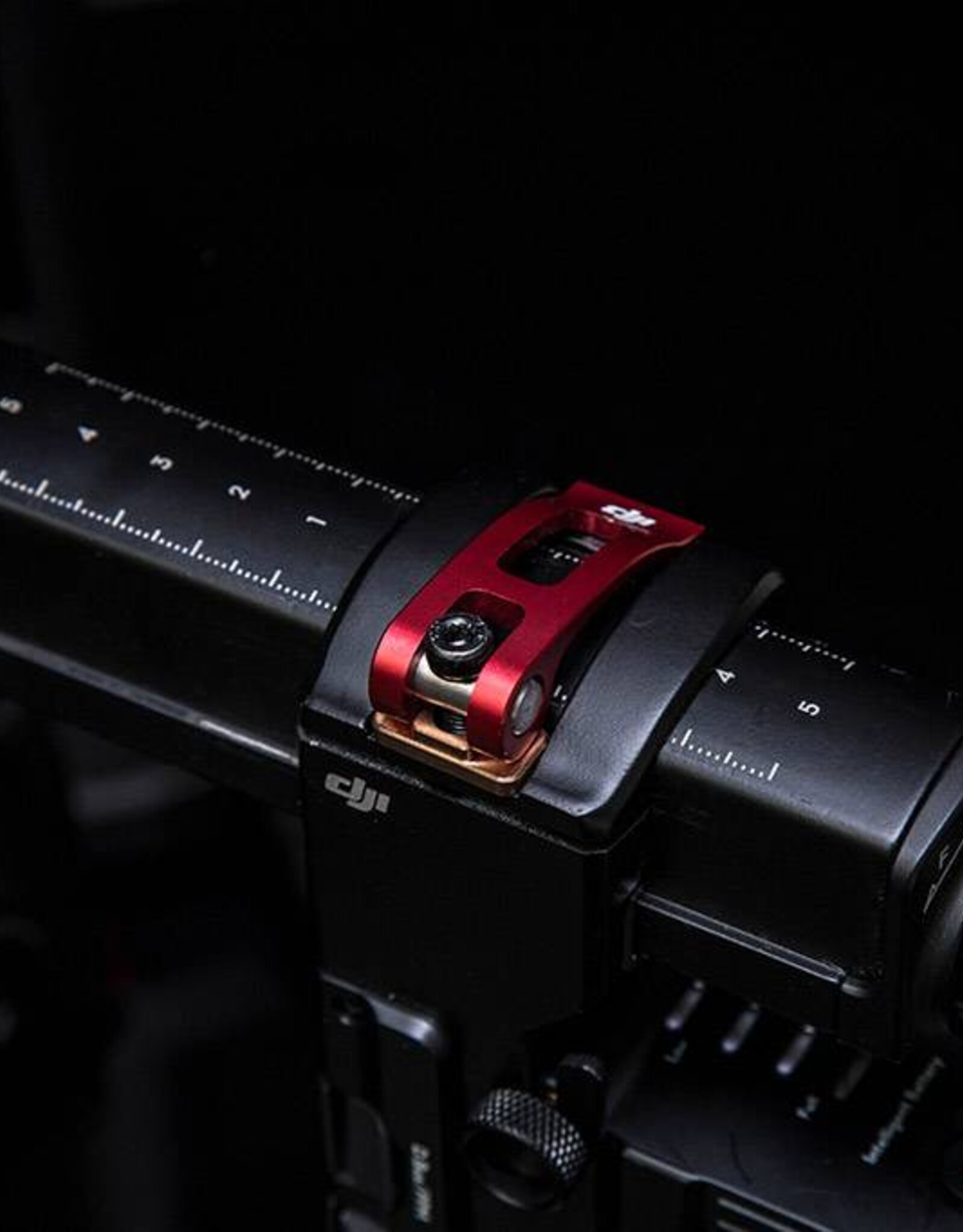 DJI DJI Ronin-M camera stabilizer