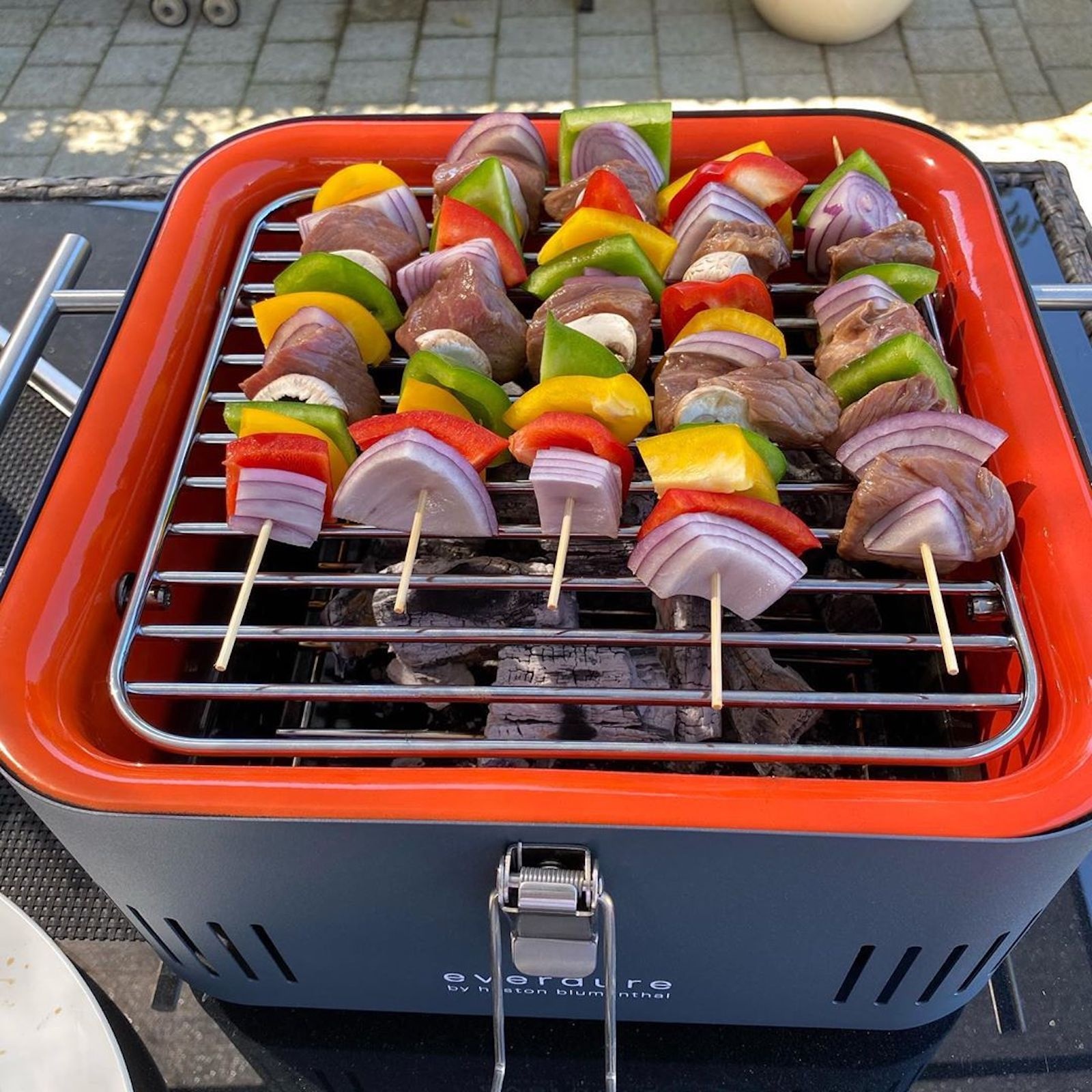 Everdure Cube Houtskool Barbecue