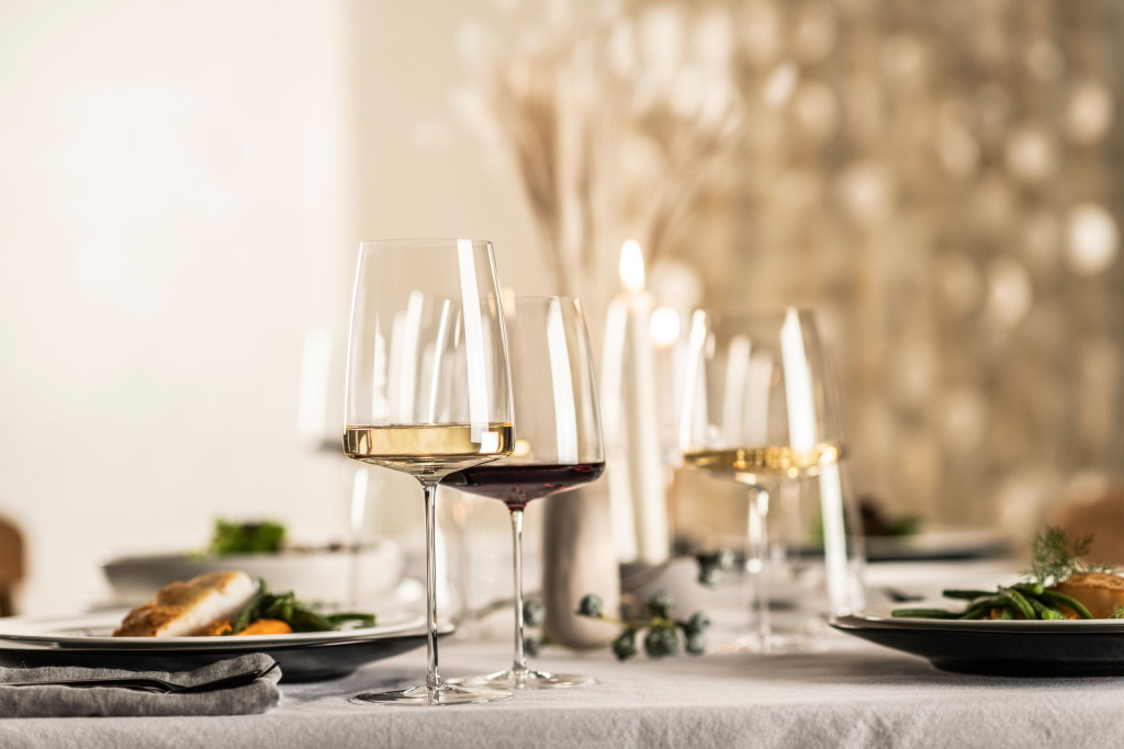 Zwiesel Glas Zwiesel Glas Simplify Wijnglas Velvety & sumptuous 140 - 0.74 Ltr - Geschenkverpakking 2 glazen
