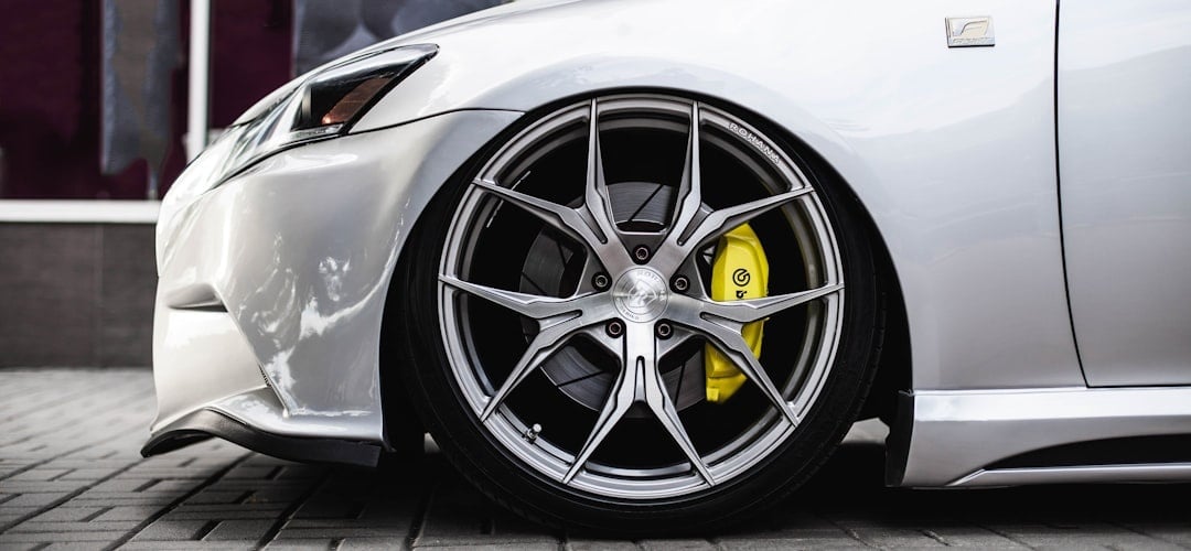 Minor car damage: fix it yourself or get it done by a professional?