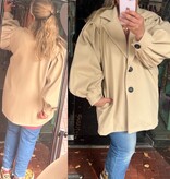 PITTIG JASJE MICHOU MATEN 48/50 TOT 54