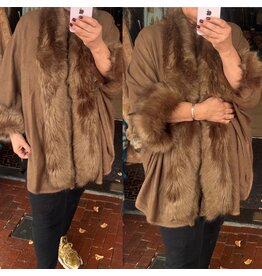 STOLA/OMSLAGDOEK IN TAUPE GOUD CHIQUE MATEN 44 TOT 54