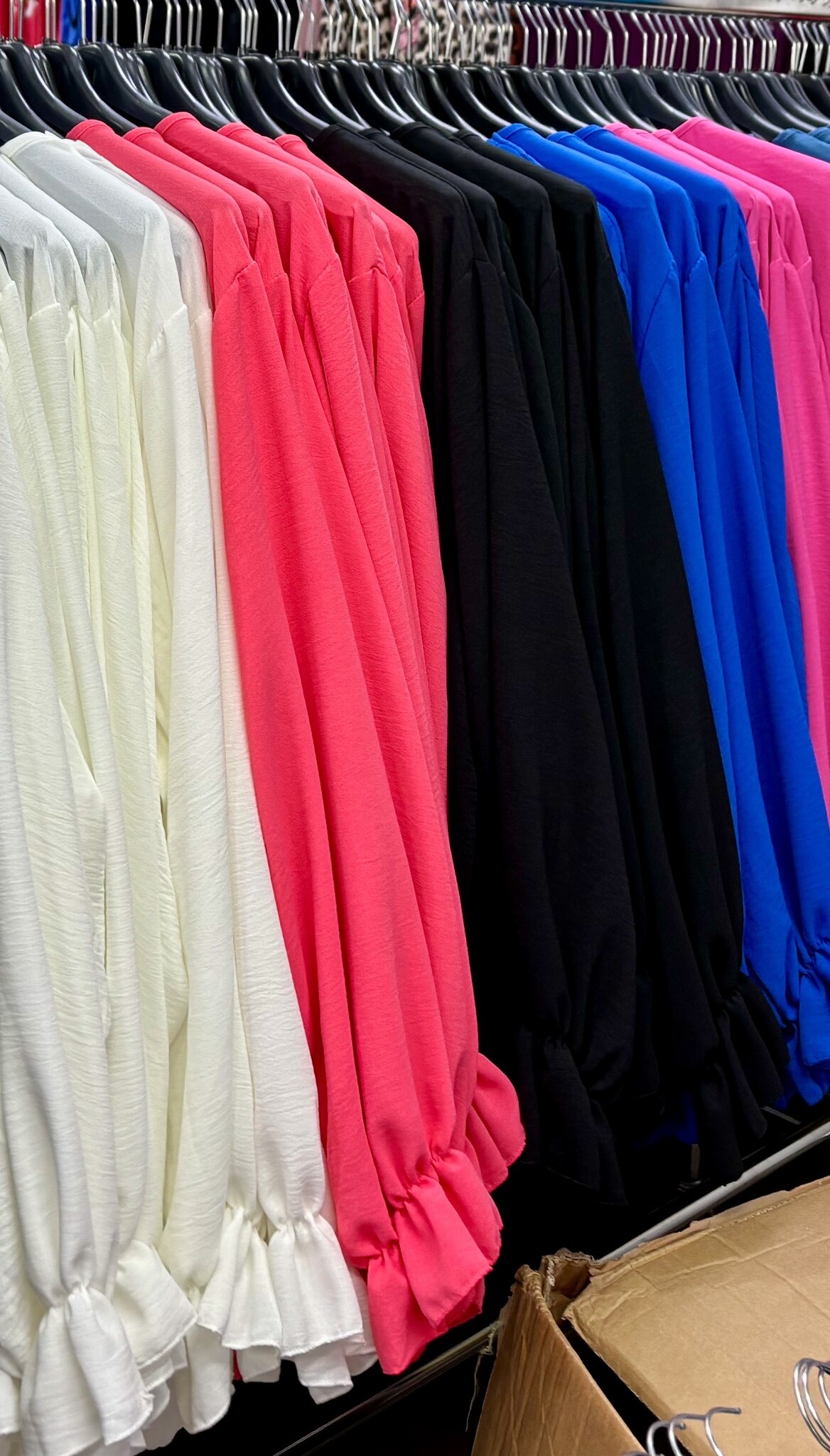 V HALS BOHO MATEN 44 TOT 52+