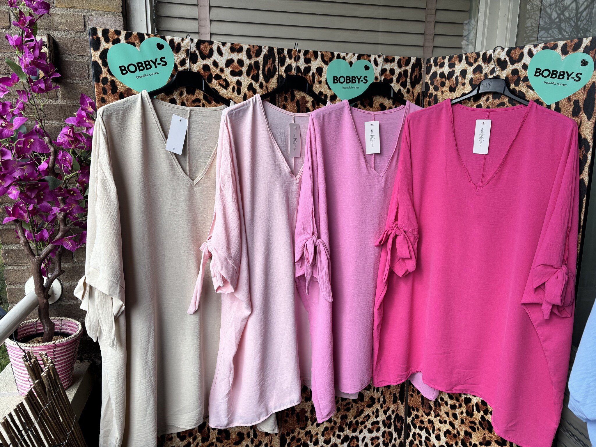 TUNIEK V HALS STRIK MOUW MATEN 48 TOT 54