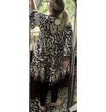 TUNIEK CHIQUE 25 MATEN 44 TOT RUIME 48 KLEINE 50 BOVEN ONDER WIJDER