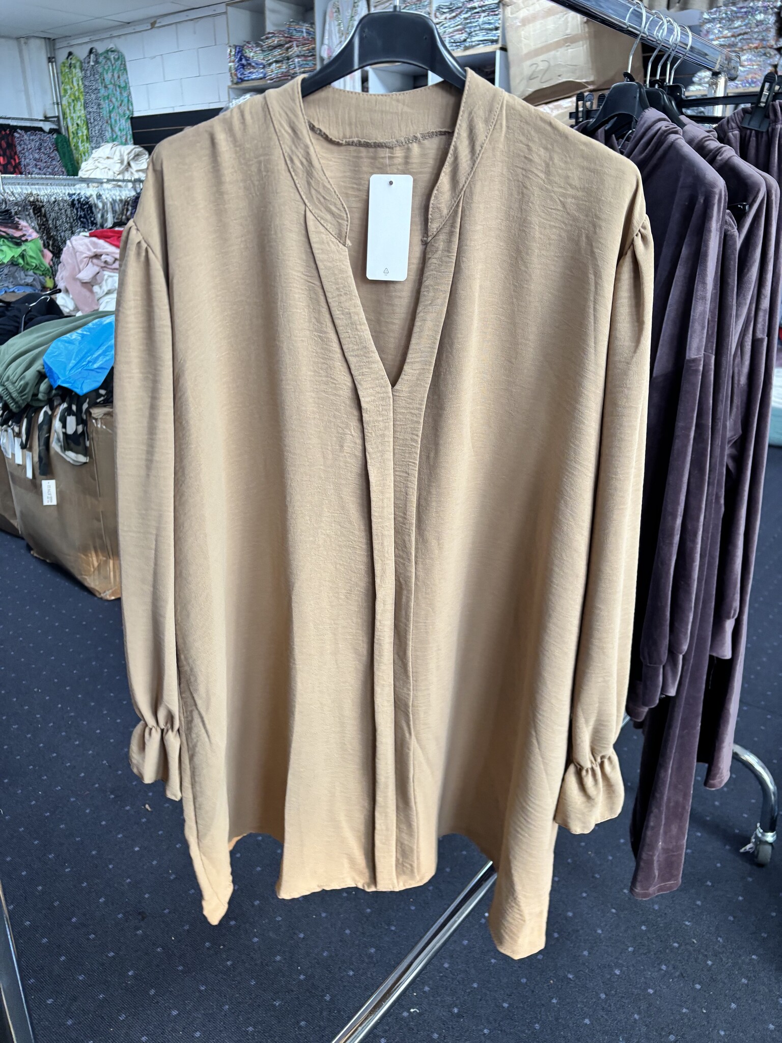 BLOUSE MELLY MATEN 46/48 TOT 54 kleine 56