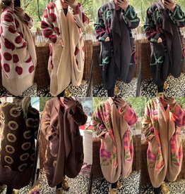 VEST BOMBA ELK JAAR SUCCES MATEN 48 TOT 54+