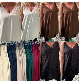 TOP KANT STUDJES HELEMAAL LEUK MATEN 46 TOT 54