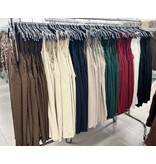 TOP KANT STUDJES HELEMAAL LEUK MATEN 46 TOT 54