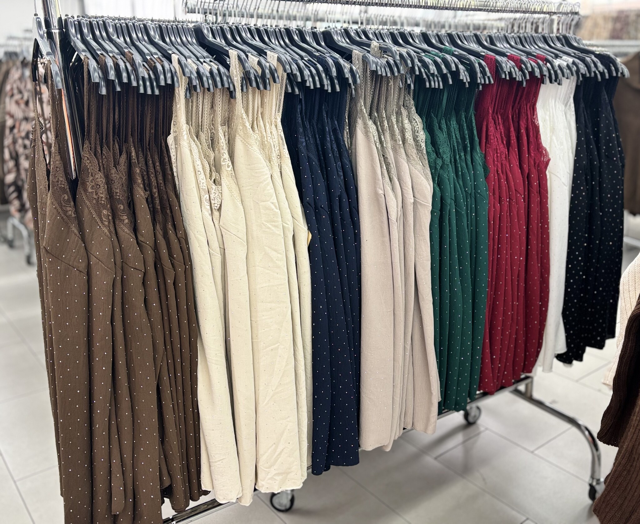 TOP KANT STUDJES HELEMAAL LEUK MATEN 46 TOT 54